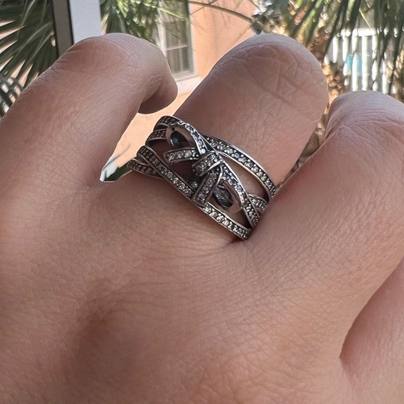 Delicate Sentiments Ring - Picture 10 of 15